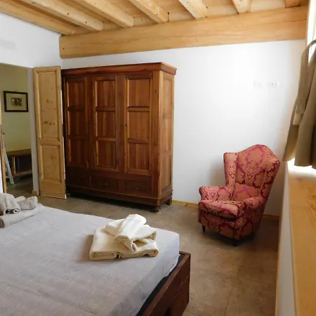 La Casa Di Paglia Penzion San Felice del Benaco