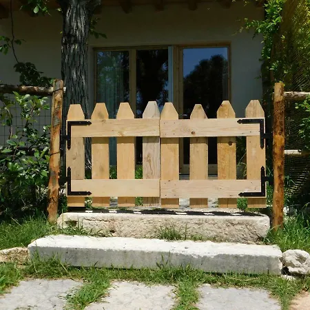 La Casa Di Paglia Affittacamere San Felice del Benaco