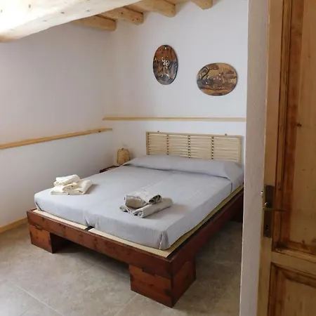 La Casa Di Paglia San Felice del Benaco