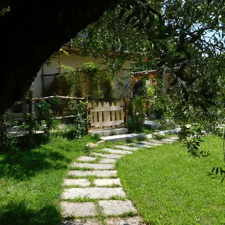 Affittacamere La Casa Di Paglia *