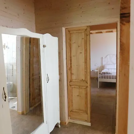 La Casa Di Paglia * San Felice del Benaco